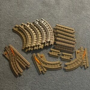 Lot of 17 Tan GeoTrax Track Fisher Price Train Parts Straight Curve Switch Extra